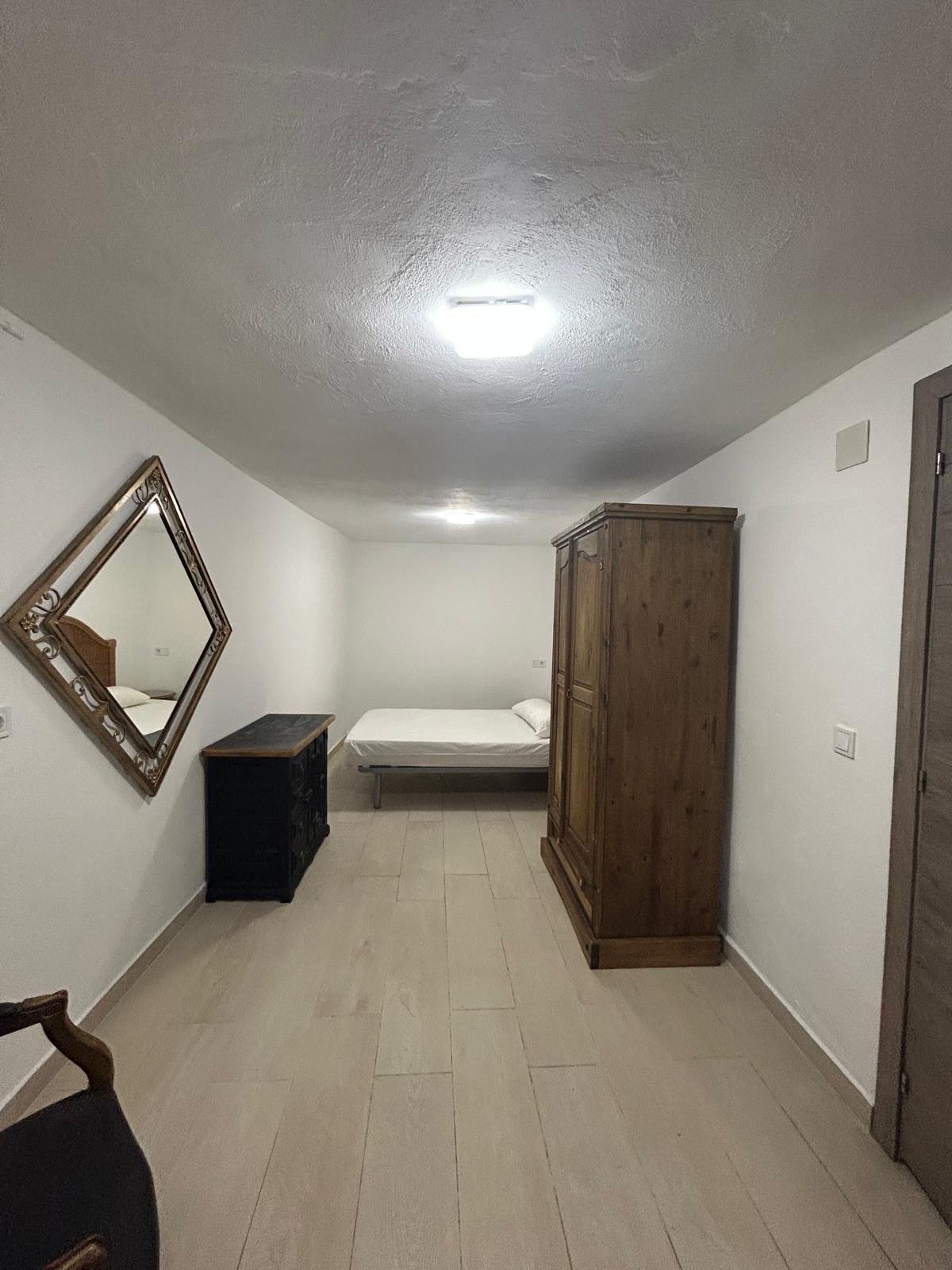 6f1d8e5f-a147-485f-b04f-7f1c076065e0